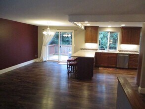 3924 56th St Ct NW in Gig Harbor, WA - Foto de edificio - Building Photo
