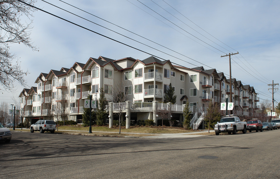 River Plaza in Boise, ID - Building Photo