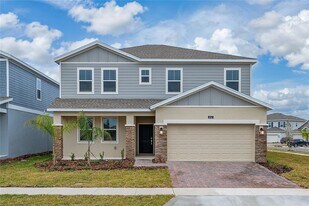 6061 Shavasana Rd in Clermont, FL - Building Photo