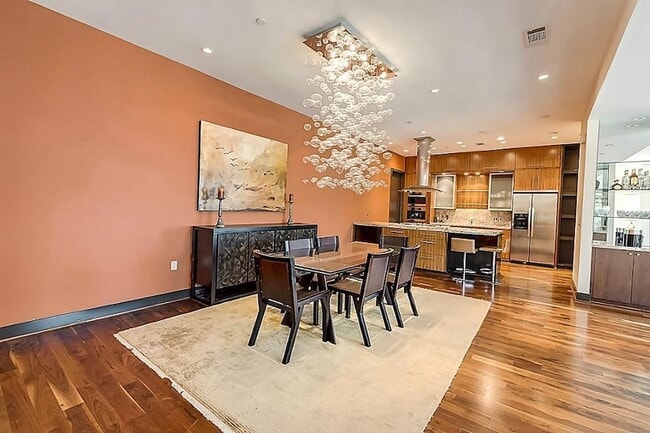 1600 Post Oak Blvd, Unit 1202 in Houston, TX - Building Photo - Building Photo