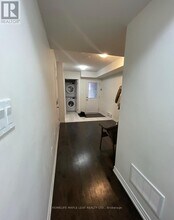 203 Lemieux Ct in Milton, ON - Building Photo - Building Photo