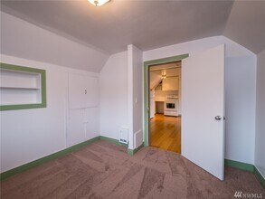 811 NW 64th St, Unit 811 Ballard in Seattle, WA - Foto de edificio - Building Photo