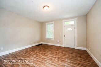 3859 Vine St in Cincinnati, OH - Building Photo - Building Photo