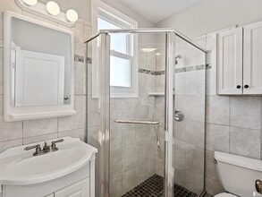 325 Castro St, Unit 31 in San Francisco, CA - Building Photo - Building Photo