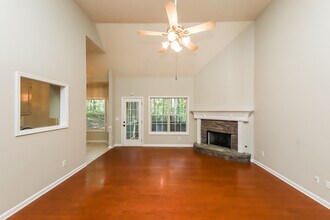 122 Hunter's Pointe Ct in Villa Rica, GA - Building Photo - Building Photo