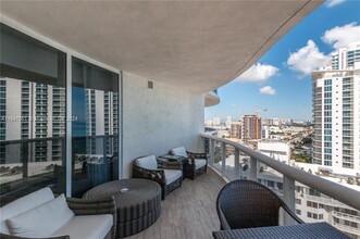 17201 Collins, Unit 1807 in Sunny Isles Beach, FL - Building Photo - Building Photo