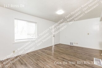 147 Ross Dr in Clearfield, UT - Building Photo - Building Photo