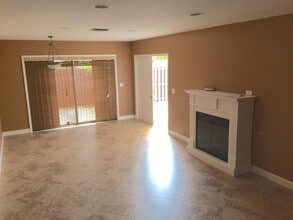 2080 SW 24th Cir in Boynton Beach, FL - Building Photo - Building Photo