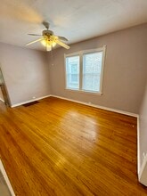 1822 N Luna Ave, Unit 2 in Chicago, IL - Foto de edificio - Building Photo