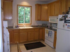 1709 Elm St in White Bear Lake, MN - Building Photo - Building Photo