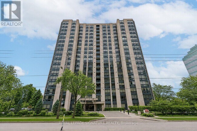 property at 5 Kenneth Ave