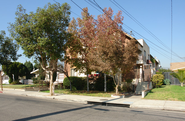 503 E Windsor Rd in Glendale, CA - Building Photo - Building Photo