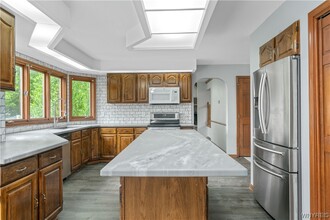 115 Radcliffe Dr in Getzville, NY - Building Photo - Building Photo