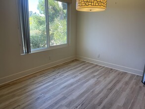 8640 Via Mallorca in San Diego, CA - Building Photo - Building Photo