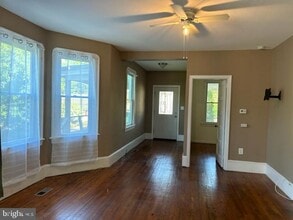 126 W Nicholson Rd in Audubon, NJ - Building Photo - Building Photo