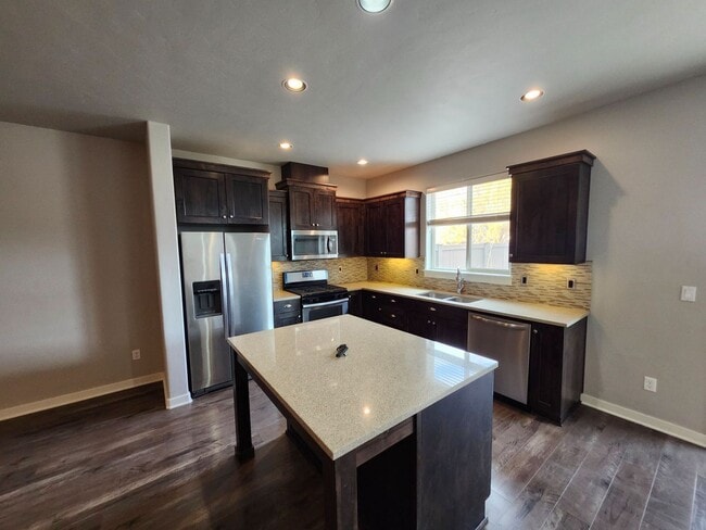 3035 SW Black Butte Ln in Redmond, OR - Building Photo - Building Photo