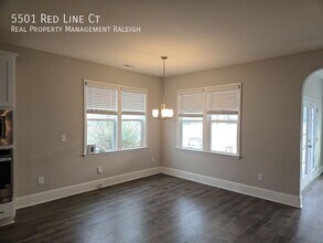 5501 Red Line Ct in Raleigh, NC - Building Photo - Building Photo