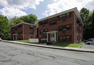 Dover Hills Apartments in Dover, NJ - Foto de edificio - Building Photo