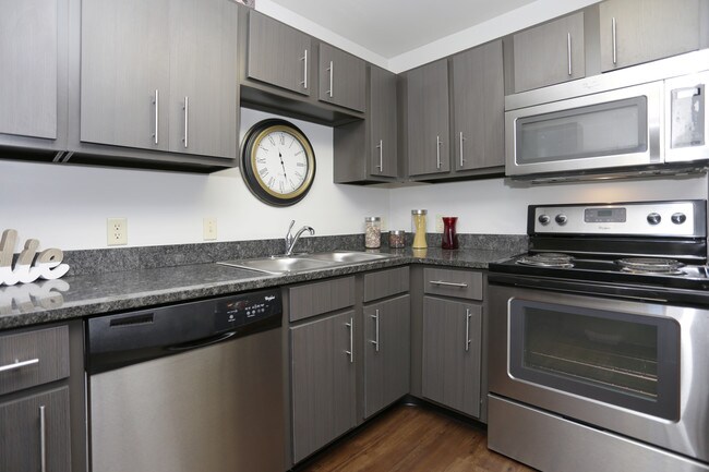 The Village at Chandler Crossings in East Lansing, MI - Building Photo - Interior Photo