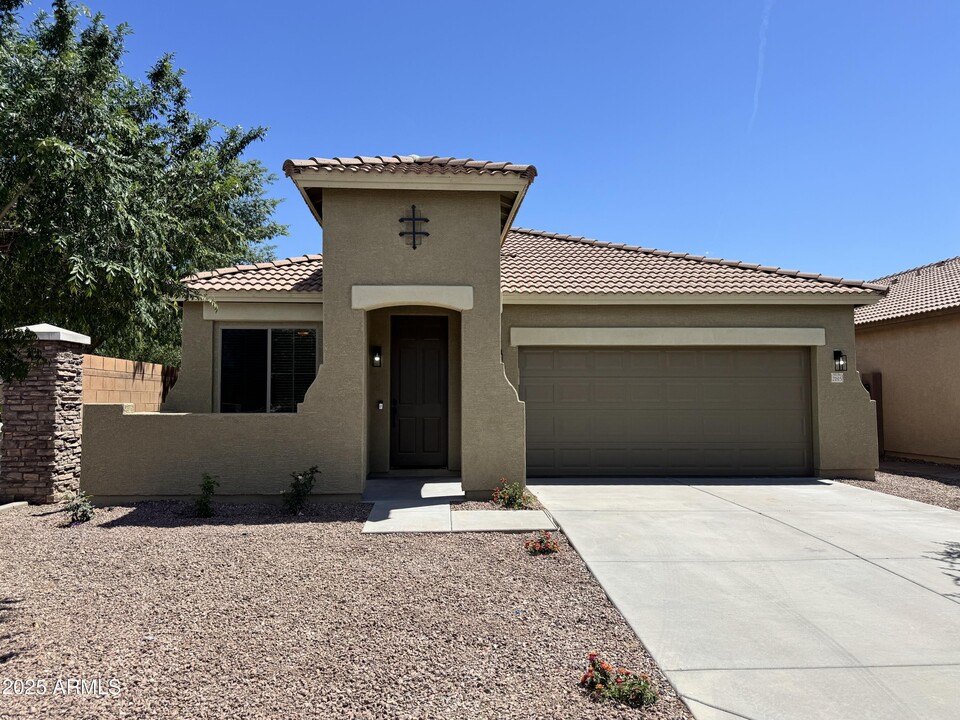 21815 S 215th St in Queen Creek, AZ - Foto de edificio