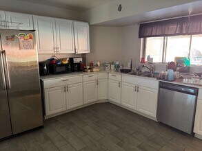 1904 Chapman Dr in Las Vegas, NV - Building Photo - Building Photo