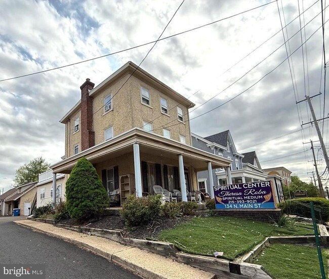 property at 134 N Main St