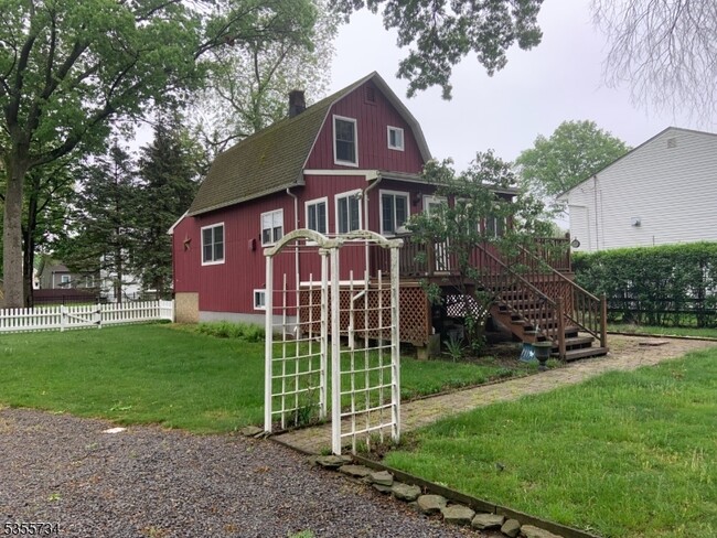 property at 169 Misty Ln