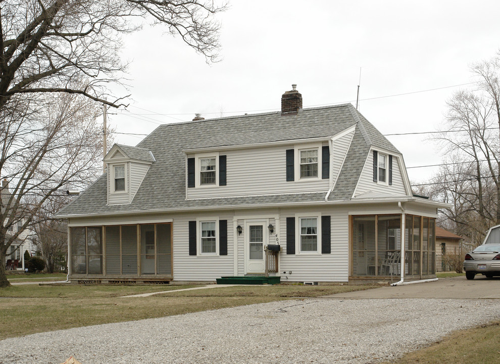 405 Augusta Ave in Lorain, OH - Building Photo