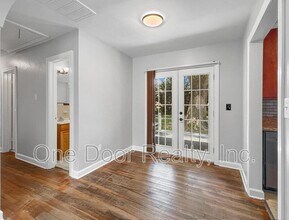 703 Maupin Pl in Williamsburg, VA - Building Photo - Building Photo
