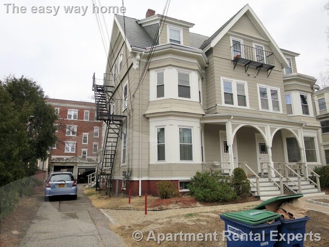 31 Chester St in Somerville, MA - Building Photo - Building Photo
