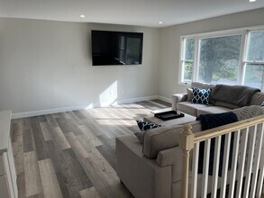 820 Thompson St in Lemont, PA - Building Photo - Building Photo