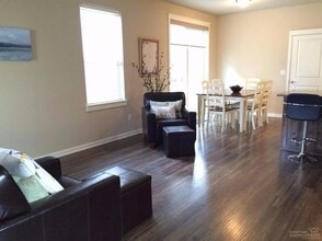 61055 SE Ambassador Dr in Bend, OR - Building Photo - Building Photo