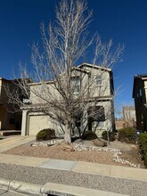 10631 Gentry Ln SW in Albuquerque, NM - Building Photo - Building Photo