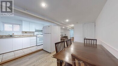 177 Gowan Ave in Toronto, ON - Building Photo - Building Photo