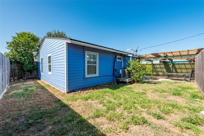 property at 1310 Harris Way