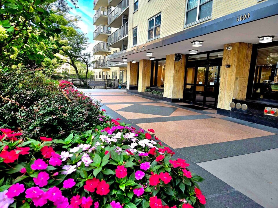 6600 JFK Blvd E in West New York, NJ - Foto de edificio