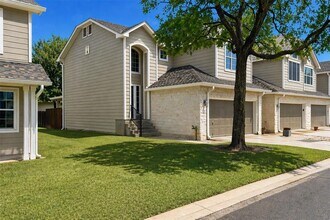 2632 Century Park Blvd in Austin, TX - Foto de edificio - Building Photo