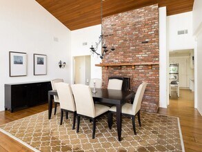 4125 Vía Nivel in Palos Verdes Estates, CA - Building Photo - Building Photo