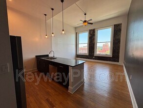 936 Broad St in Augusta, GA - Building Photo - Building Photo