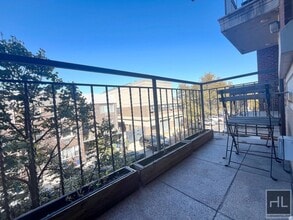 25-19-25-35 35th St in Queens, NY - Building Photo - Building Photo