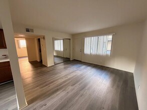 11215 Camarillo Street, in North Hollywood, CA - Building Photo - Interior Photo