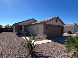 15011 W Redfield Rd in Surprise, AZ - Building Photo