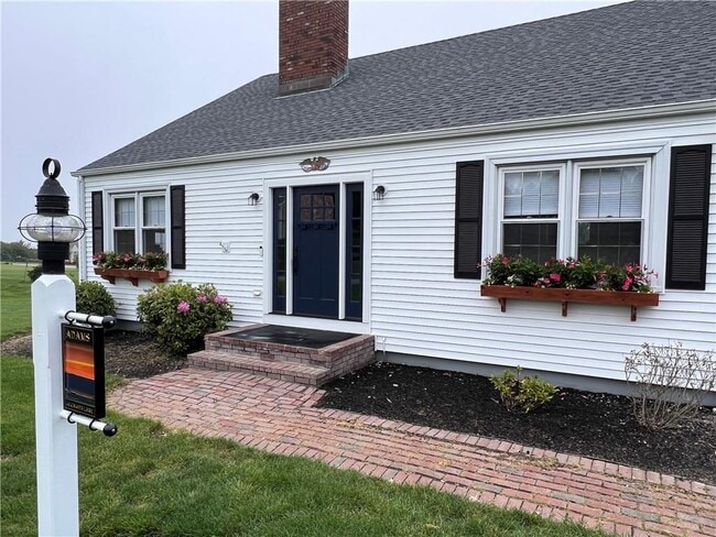 property at 48 Caiger Ln