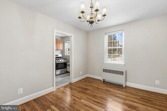 8556 Willow Oak Rd in Parkville, MD - Building Photo - Building Photo