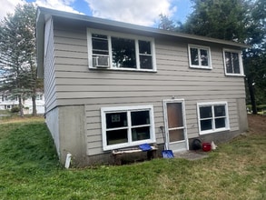 57 Lawrence St in Leominster, MA - Building Photo - Building Photo