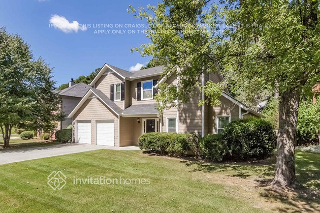 10960 Pinehigh Dr in Alpharetta, GA - Building Photo - Building Photo