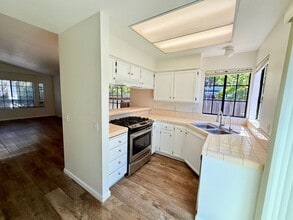4005 Via Diego in Santa Barbara, CA - Building Photo - Building Photo