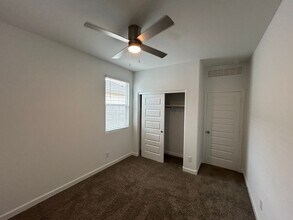 5568 E Mearn Rd in Queen Creek, AZ - Building Photo - Building Photo