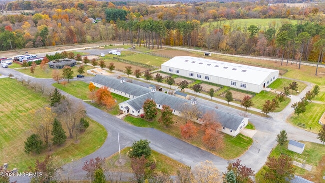 52 Hill Rd in Allentown, NJ - Building Photo - Building Photo