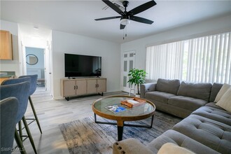 1318 Michigan Ave, Unit 1 in Naples, FL - Building Photo - Building Photo